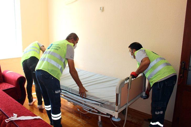 Büyükşehirden 12 vatandaşa hasta yatağı G3