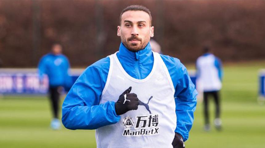 Cenk Tosun'dan Fenerbahçe iddialarına yanıt