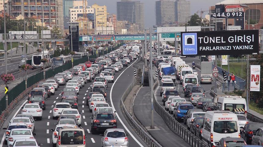 En &ccedil;ok hangi marka araba ilanı veriliyor?