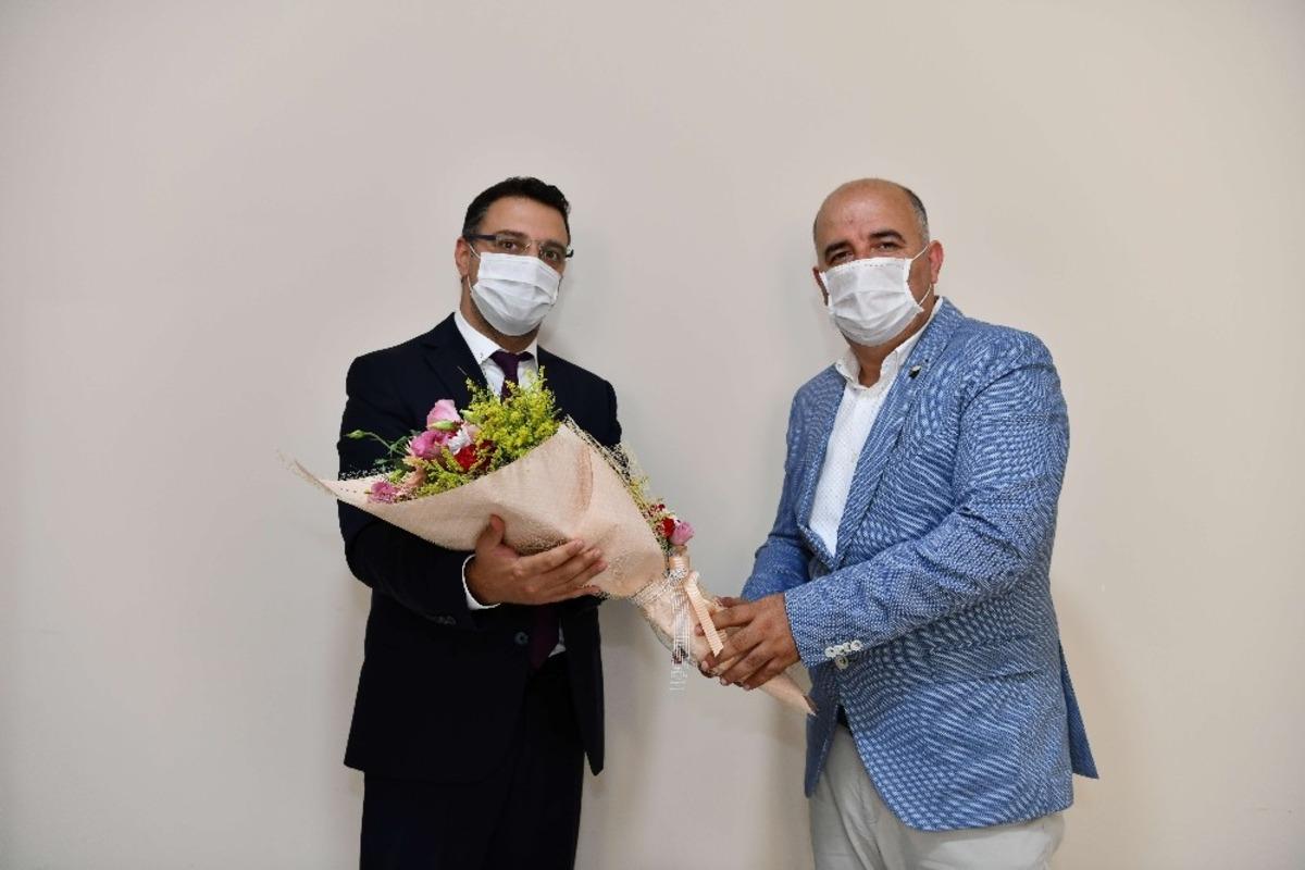 SA&Uuml;&rsquo;de iki ayrı birimde devir teslim t&ouml;reni yapıldı