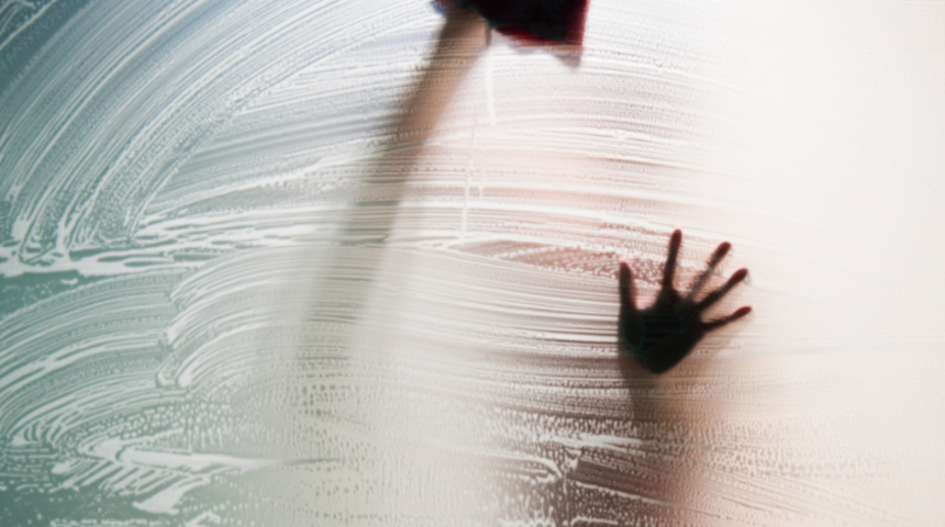 &Ccedil;amaşır yumuşatıcısının marifetleri şaşkına &ccedil;eviriyor! Duşakabine p&uuml;sk&uuml;rt&uuml;n ve...