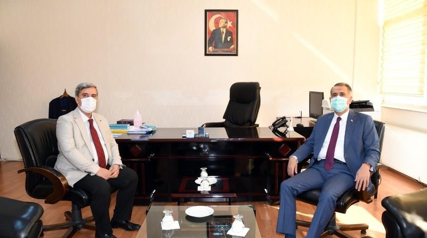 Vali Mahmut &Ccedil;uhadar&rsquo;dan DSİ şube m&uuml;d&uuml;rl&uuml;ğ&uuml;ne ziyaret
