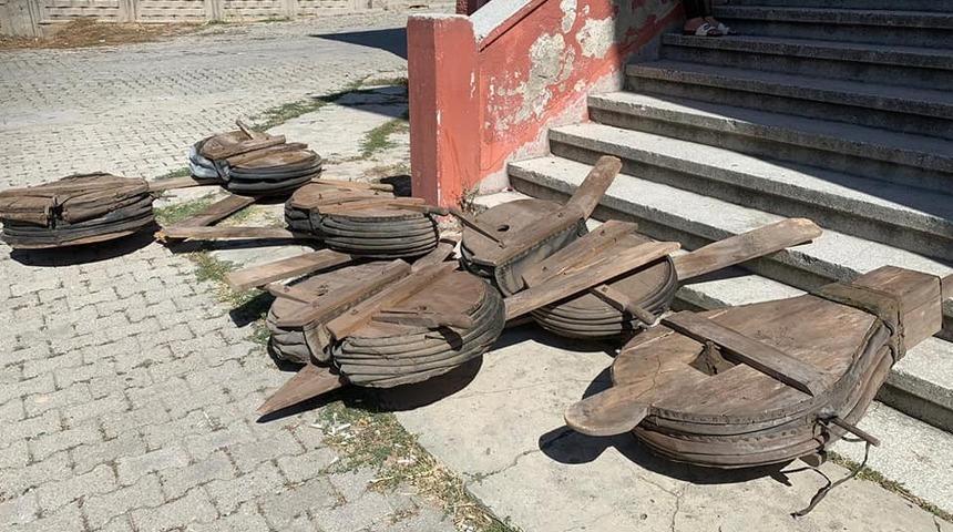 Sandıklı&rsquo;da okul bodrumundan tarih &ccedil;ıktı