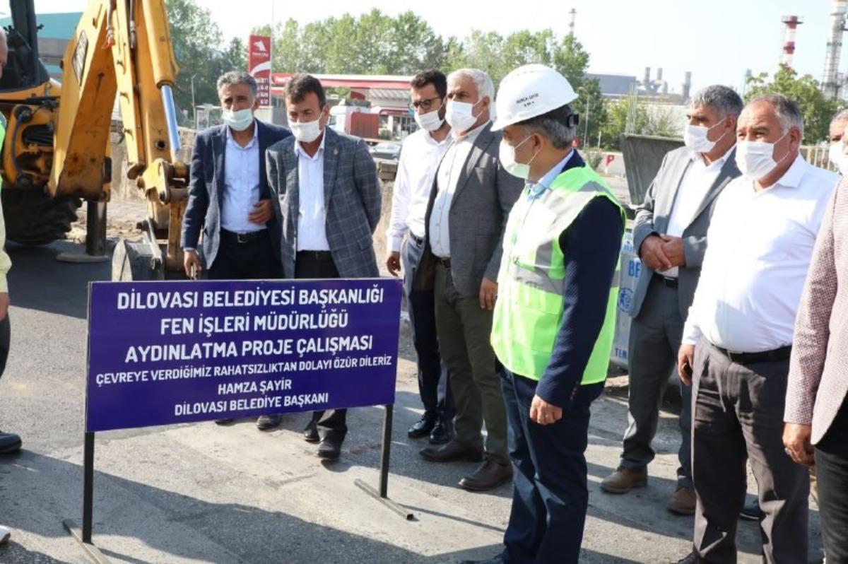 Dilovası caddeleri ışıl ışıl oluyor