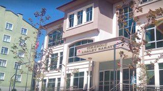 Mübaşir tartıştığı savcıyı kolundan tabancayla vurarak yaraladı