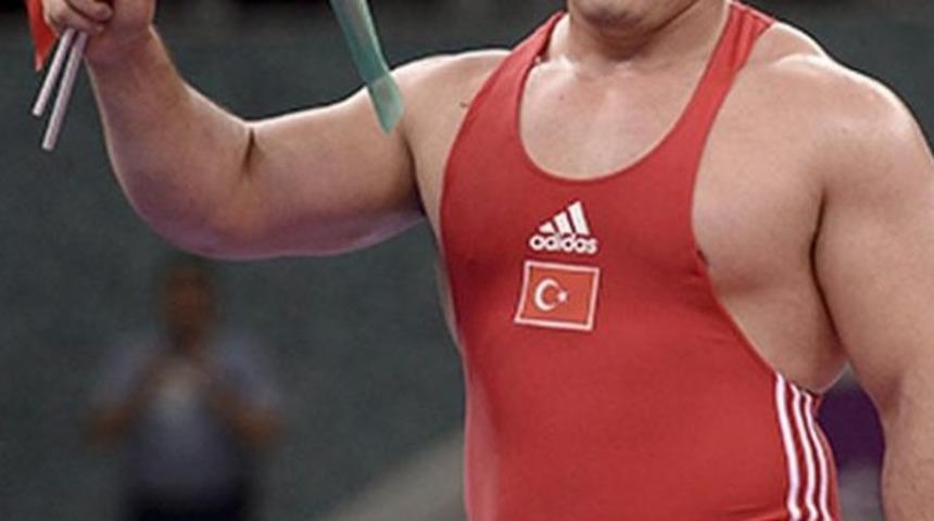 Eski milli güreşçi Gıyasettin Yılmaz yaşamını yitirdi