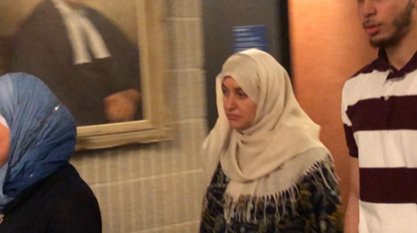 Kanadalı yargı&ccedil; baş&ouml;rt&uuml;s&uuml; nedeniyle davasına bakmadığı M&uuml;sl&uuml;man kadından 5 yıl sonra &ouml;z&uuml;r diledi