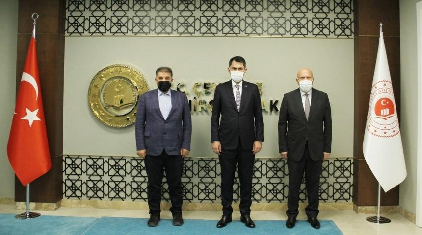 Milletveki Battal ve Belediye Başkanı Pekmezci&rsquo;den Bakan Kurum&rsquo;a ziyaret