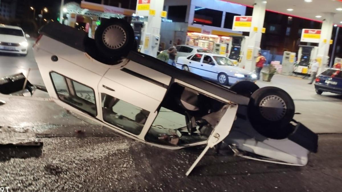 Takla atan otomobil s&uuml;r&uuml;c&uuml;s&uuml; yaralandı