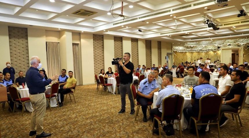 Gültak: "Akdeniz’i değiştirip dönüştüren hizmet ve projelere imza atıyoruz”