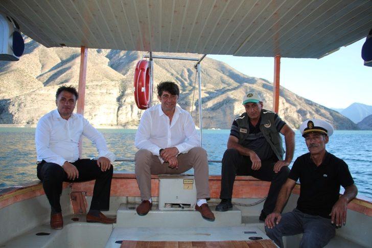 Tortum Gölünün Obama  Kaptanı G2