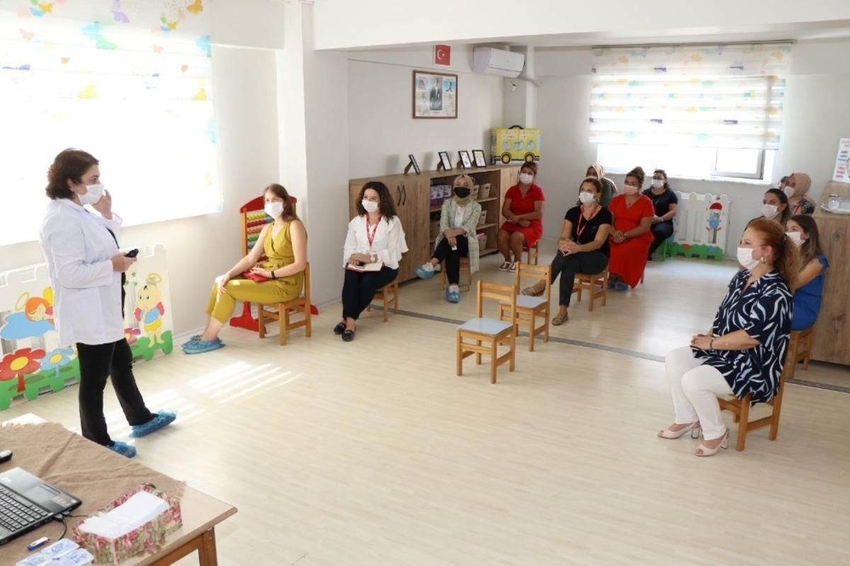 Kurumlara Covid-19 eğitimleri s&uuml;r&uuml;yor