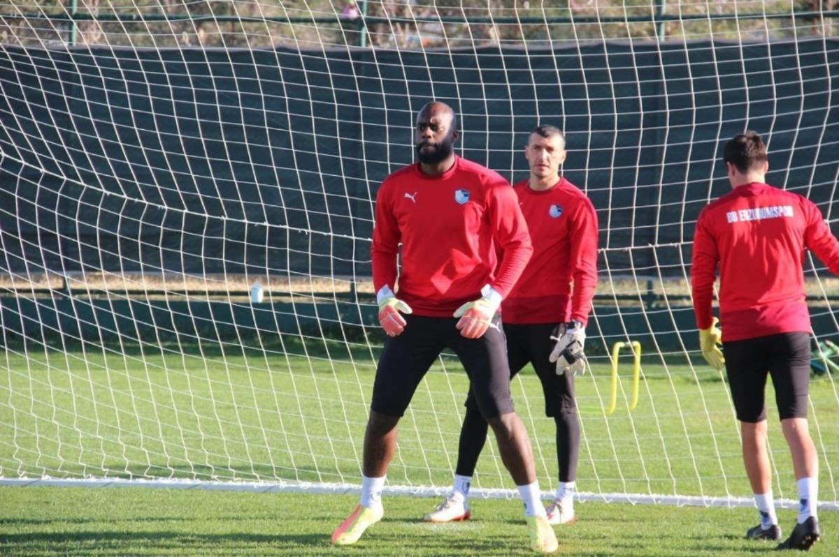 BB Erzurumspor Ankarag&uuml;c&uuml; ma&ccedil; hazırlıklarını s&uuml;rd&uuml;r&uuml;yor