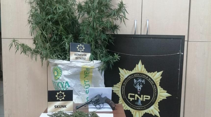 Emekli kimyager, bağ evini alkol imalathanesine &ccedil;evirmiş