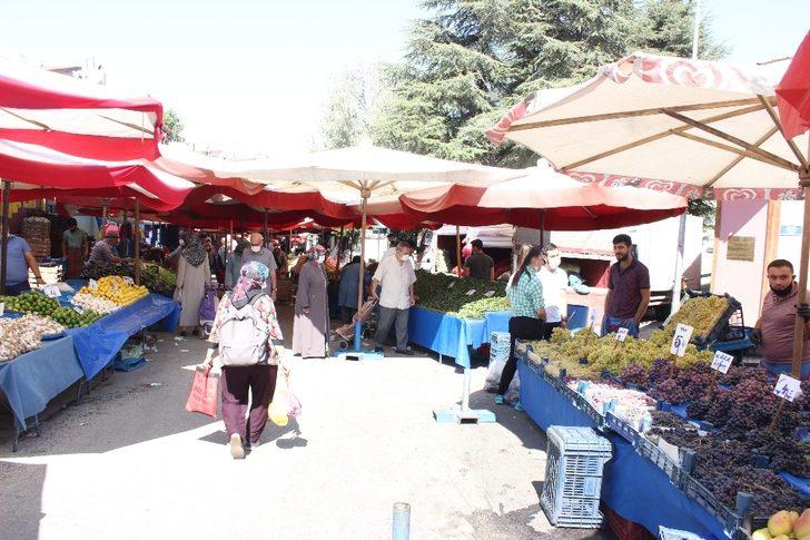 Pazar esnafının maske ihmali G4