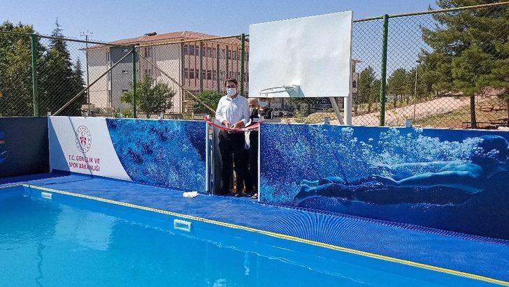 Dicle’de yapımı tamamlanan portatif yüzme havuzu hizmete girdi G1