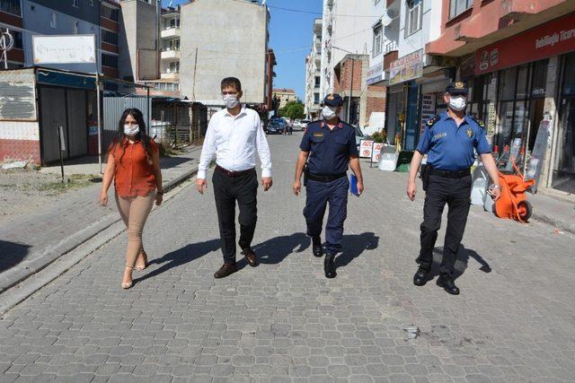 Kaymakam maske denetiminden memnun ayrıldı