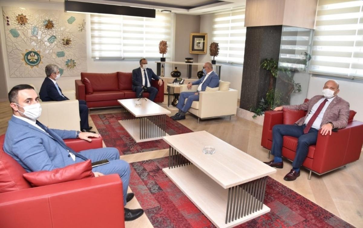 Başkan Erg&uuml;n MHP&rsquo;li Ak&ccedil;ay&rsquo;a pandemi &ccedil;alışmaları hakkında bilgi verdi