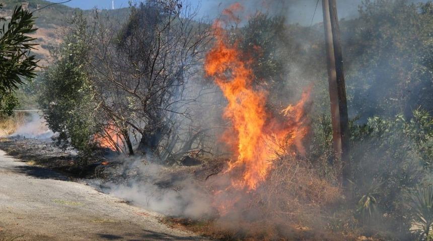 Güllübahçe’de Yangın Yürekleri Ağızlara Getirdi