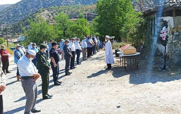 Kıbrıs Gazisi son yolculuğuna uğurlandı G2