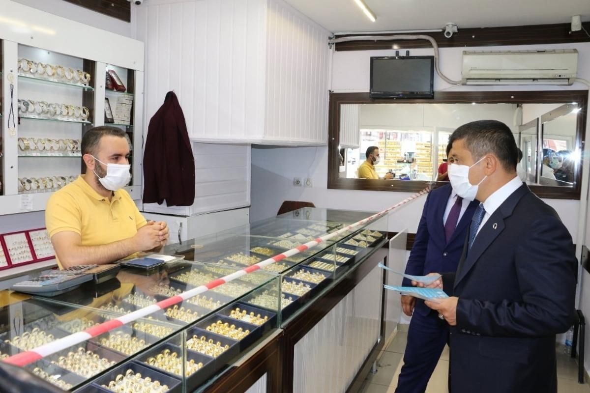 Erciş Kaymakamı Mehmetbeyoğlu korona vir&uuml;s denetimlerine katıldı