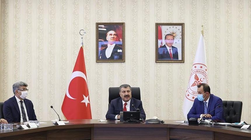 Son dakika: Sağlık Bakanı Fahrettin Koca'dan &ouml;nemli a&ccedil;ıklamalar