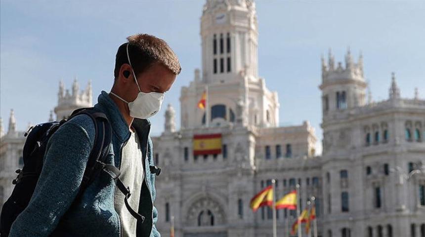 İspanya'da son 24 saatte vaka sayısı 10 bin 764 oldu