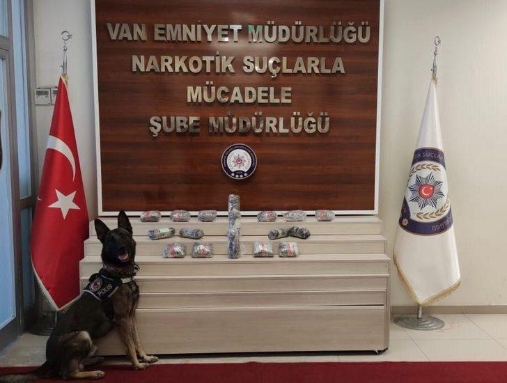 Van’da 8 kilo 790 gram uyuşturucu ele geçirildi G1