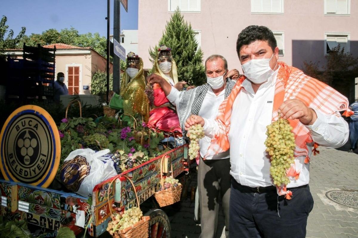 &Uuml;z&uuml;m kokusu yeniden Buca sokaklarında