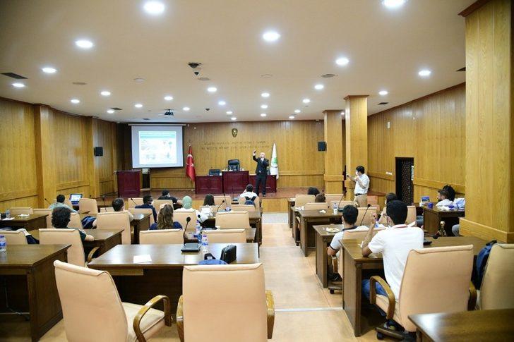 Mamak Belediyesinin Covid-19 ile mücadelesi yabancı öğrencilere örnek oldu G3