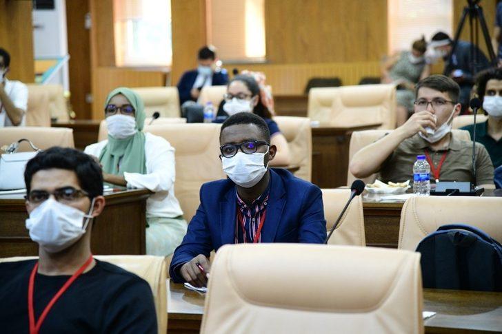 Mamak Belediyesinin Covid-19 ile mücadelesi yabancı öğrencilere örnek oldu G4