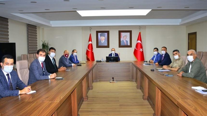 Ardahan’da Pandemi kurulu toplantısı yapıldı