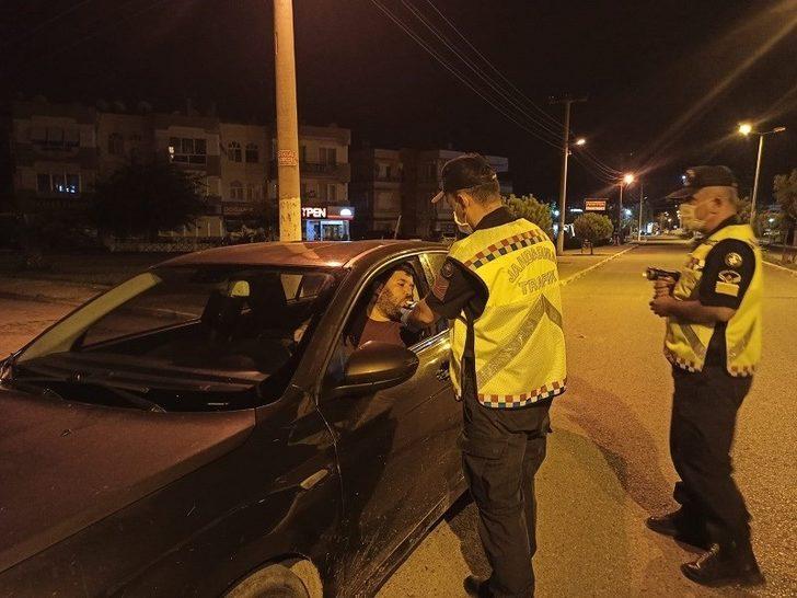 Jandarma son 1 ayda aranan 293 kişiyi yakaladı G3