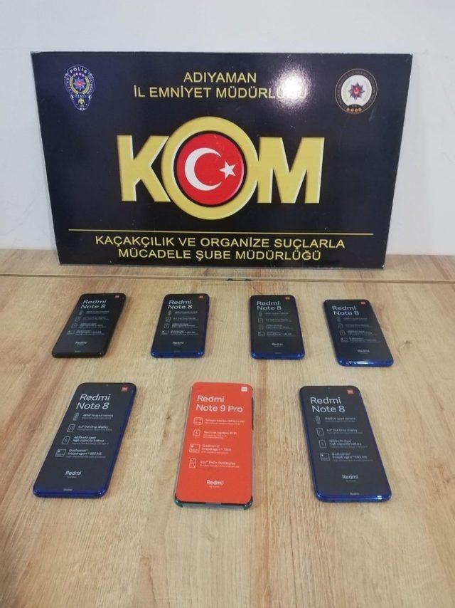 Adıyaman’da kaçak cep telefonu ele geçirildi