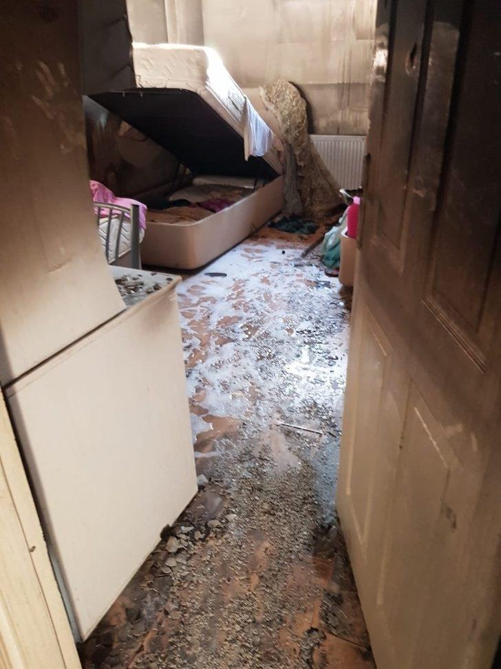 Eşi ile tartıştı evini yaktı G3