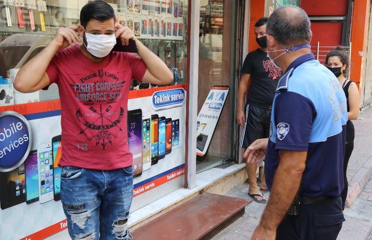 Akdeniz zabıtası, maske takmayanları uyardı G3