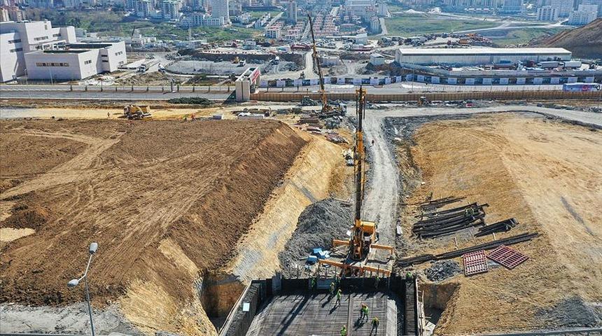 Bakan duyurdu! Başakşehir-Kayaşehir Metro Hattı 18 ay sonra hizmete girecek 
