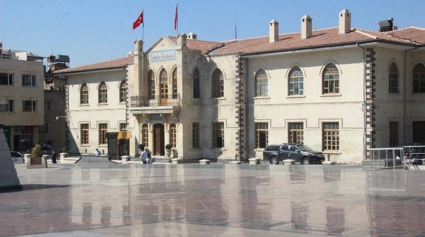 İzolasyon uymayanlar yurda yerleştirilecek