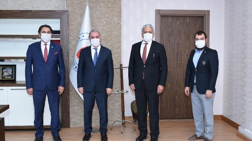 Eskişehir OSB&rsquo;den Vergi Dairesi Başkanlığına atanan Ahmet &Ccedil;elik&rsquo;e hayırlı olsun ziyareti