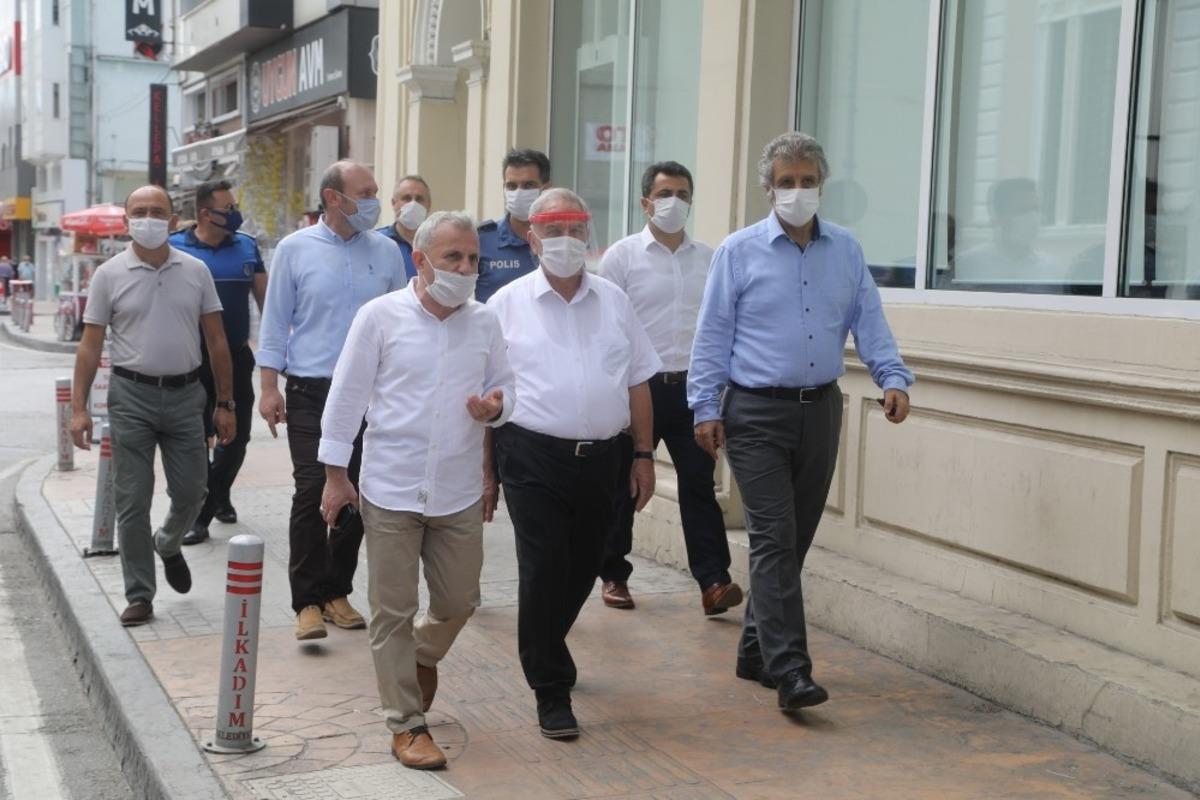 İlkadım&rsquo;da geniş &ccedil;aplı korona denetimi