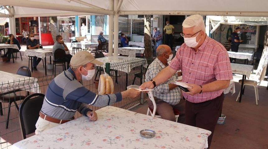 Başkan Y&uuml;ksel Ergene&rsquo;yi maskesiz bırakmıyor