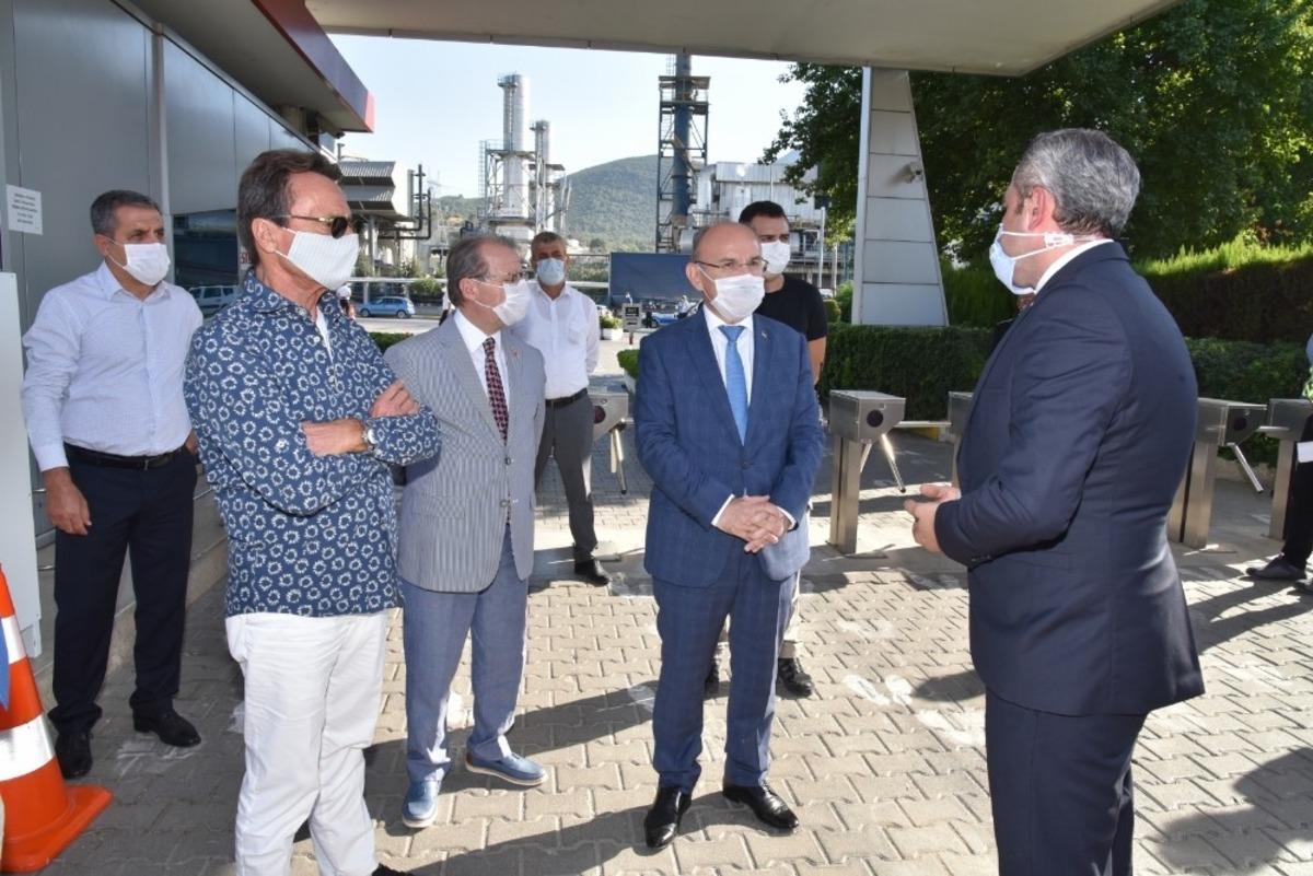 Vali Karadeniz Vestel&rsquo;de incelemelerde bulundu