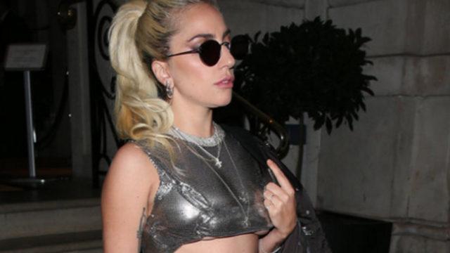 Lady Gaga dekolte işini abarttı