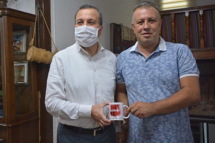 Isparta Emrespor’dan Milletvekili Gökgöz’e plaket G3