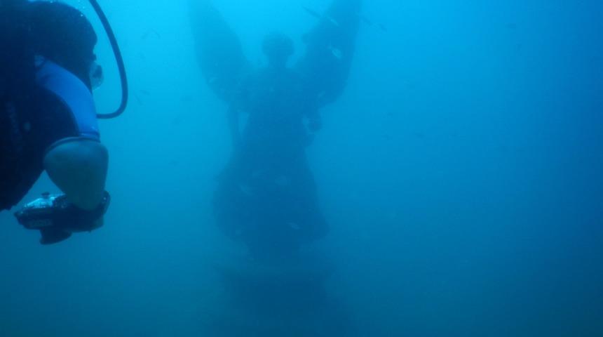 Saros'u ziyaret eden dalgıçları mest eden görüntü