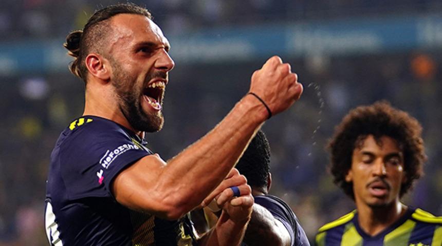 Vedat Muriqi &ouml;zel u&ccedil;akla İtalya'ya gidiyor