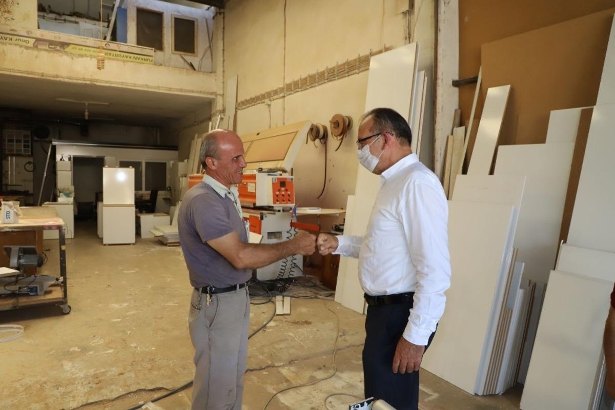 Başkan Akın sanayi esnafının sorunlarını dinledi