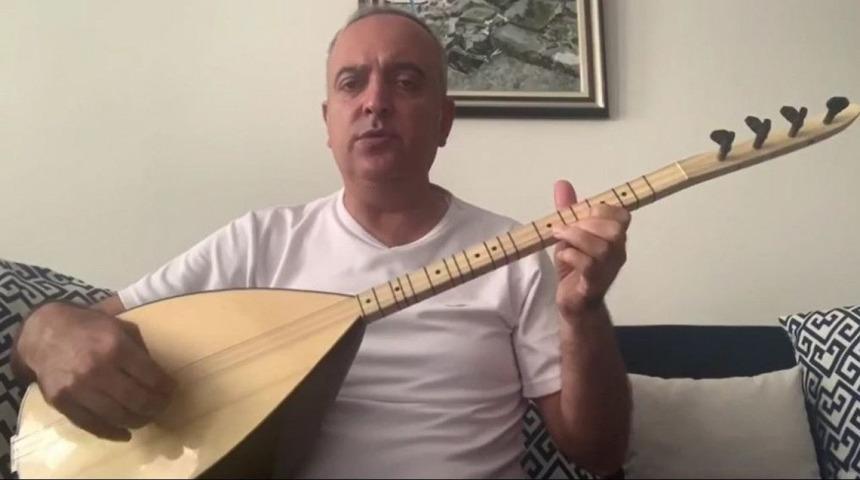 Karantinadaki Belediye Başkanı, canlı yayında bağlama çalıp türkü söyledi