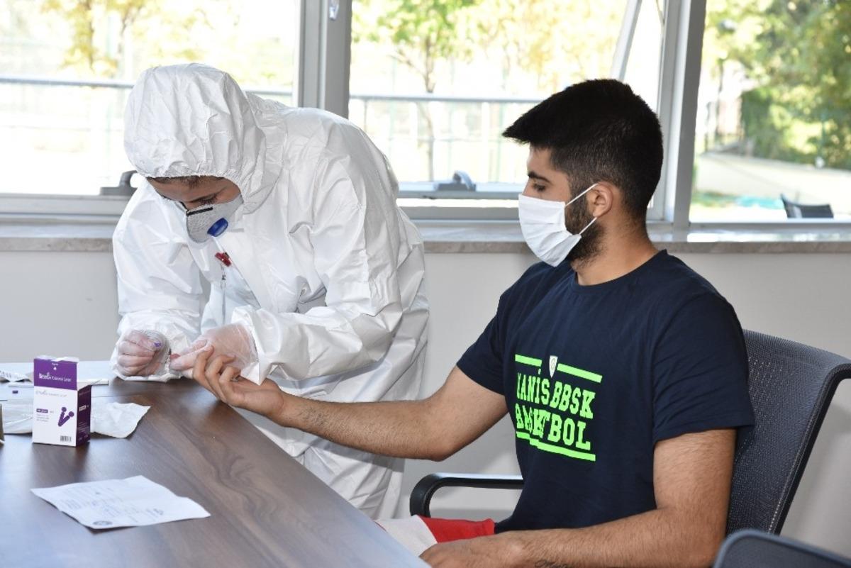 Manisa BBSK basket takımının korona vir&uuml;s testleri negatif &ccedil;ıktı