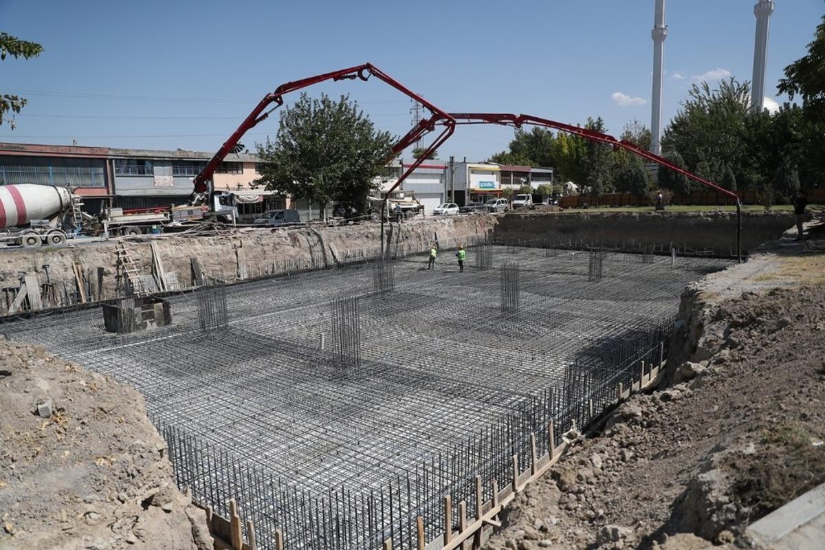 Merkezefendi Belediyesi mahalleleri sosyal tesislerle donatıyor